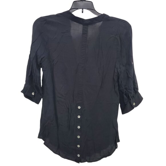 Love Tree Juniors Black Lightweight Double Button Roll Tab Sleeve Hi Low Top M/L - Picture 10 of 10